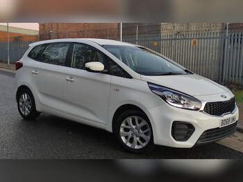 Used Kia Carens 2018 for sale - 77495957: Photo
