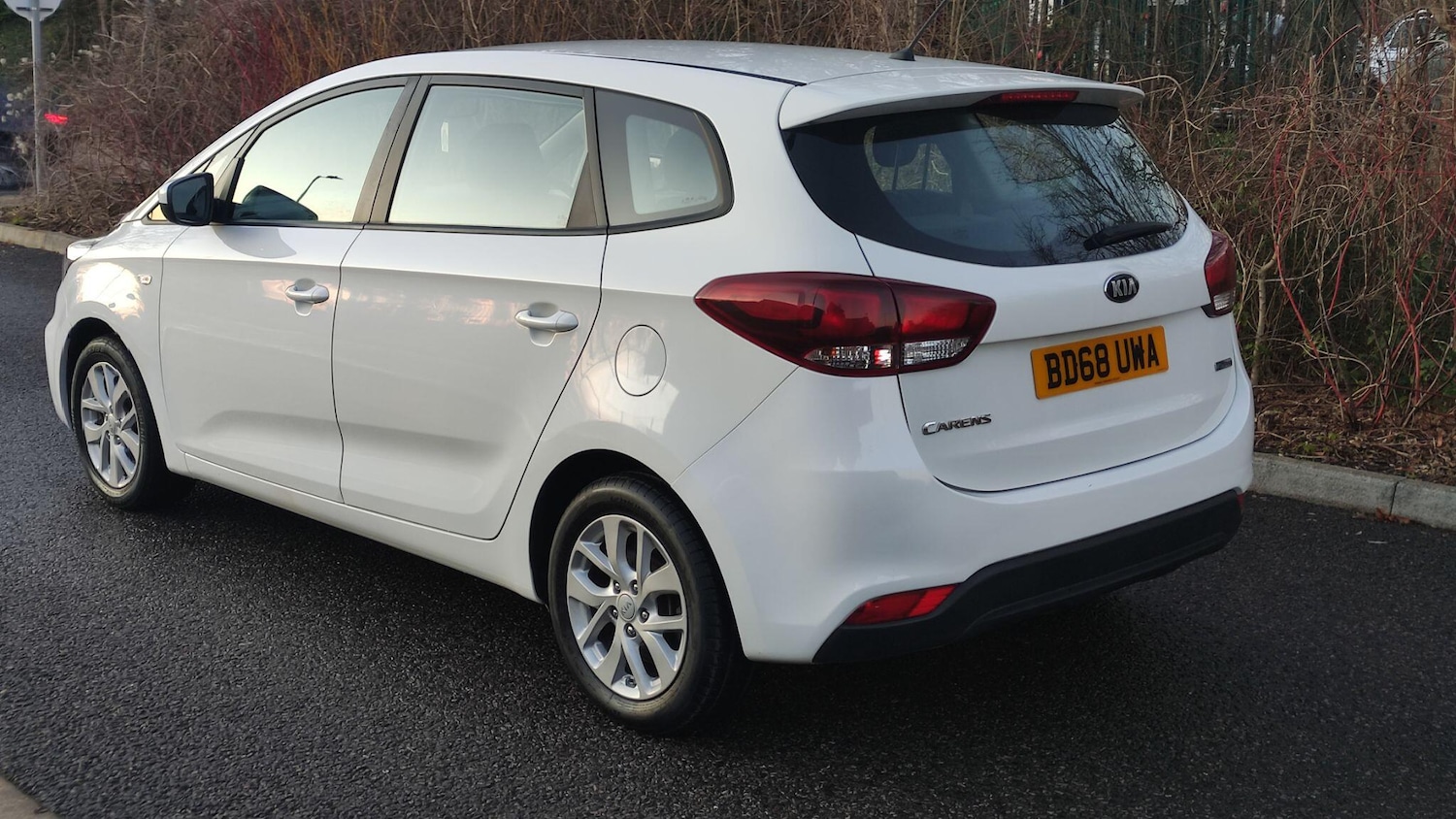 Used Kia Carens for sale - 77495957: Photo 5