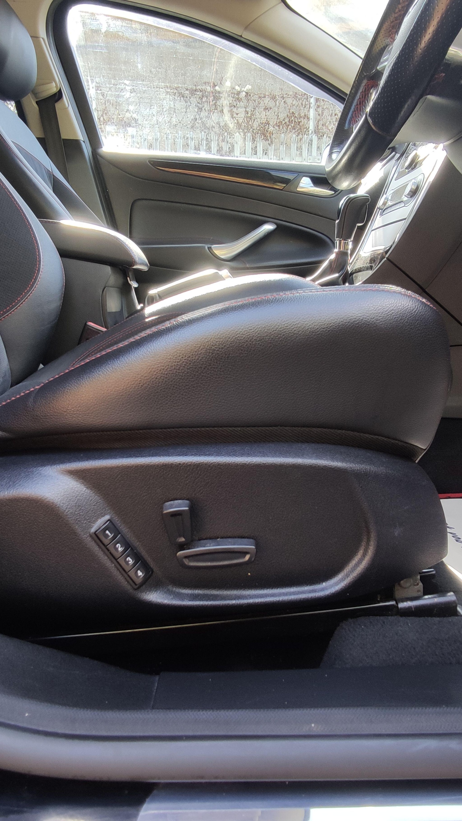 Used Ford Mondeo 2012 for sale - 76561324: Photo 18