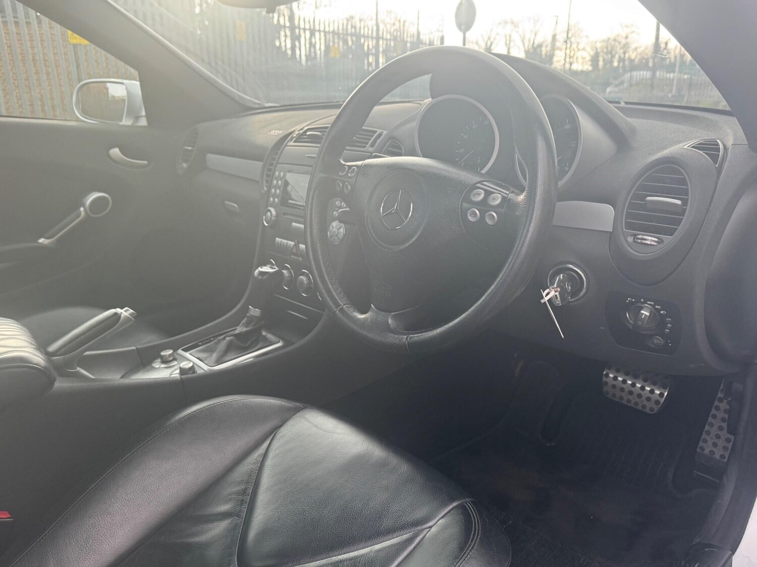 Used Mercedes-Benz SLK 2005 for sale - 77479576: Photo 23