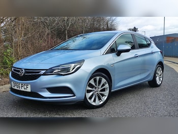 2016 (66) - 1.4T 16V 125 Tech Line 5dr