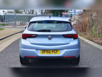 Used Vauxhall Astra 2016 for sale - 77574957: Photo