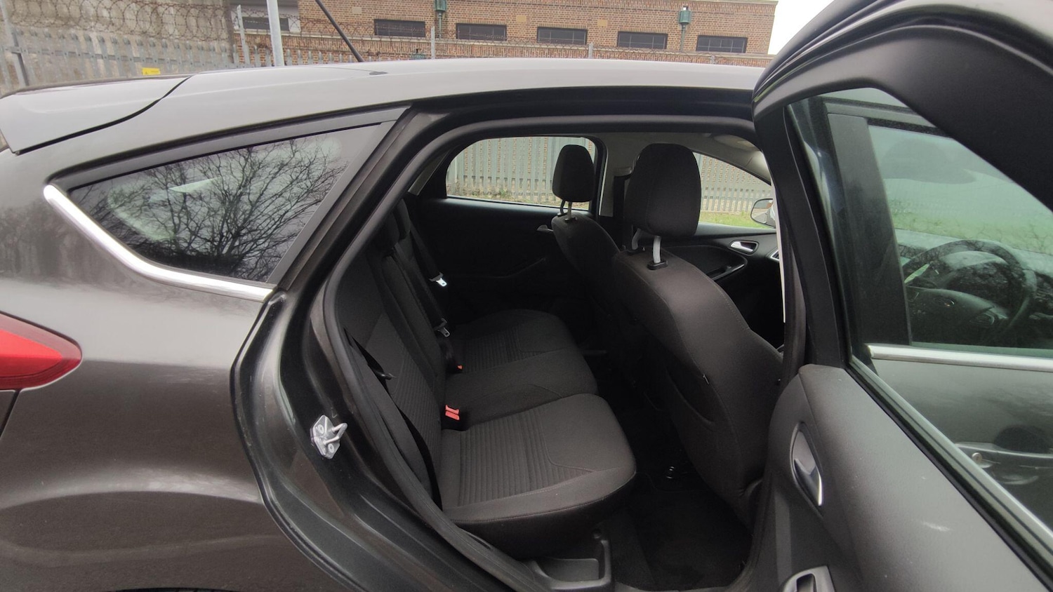 Used Ford Focus 2017 for sale - 77109360: Photo 12