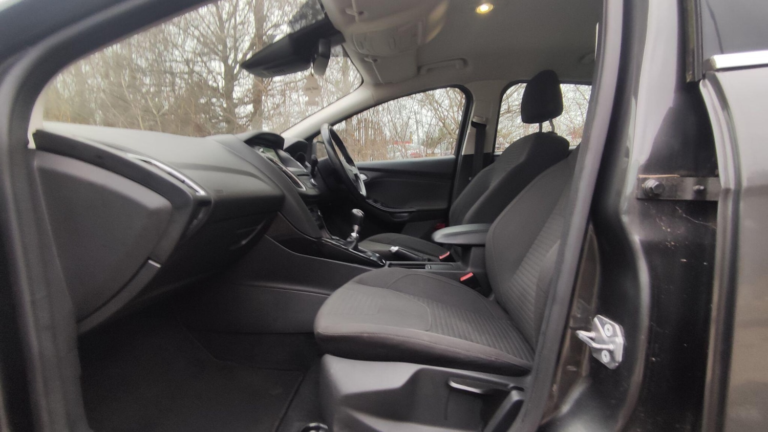 Used Ford Focus 2017 for sale - 77109360: Photo 9