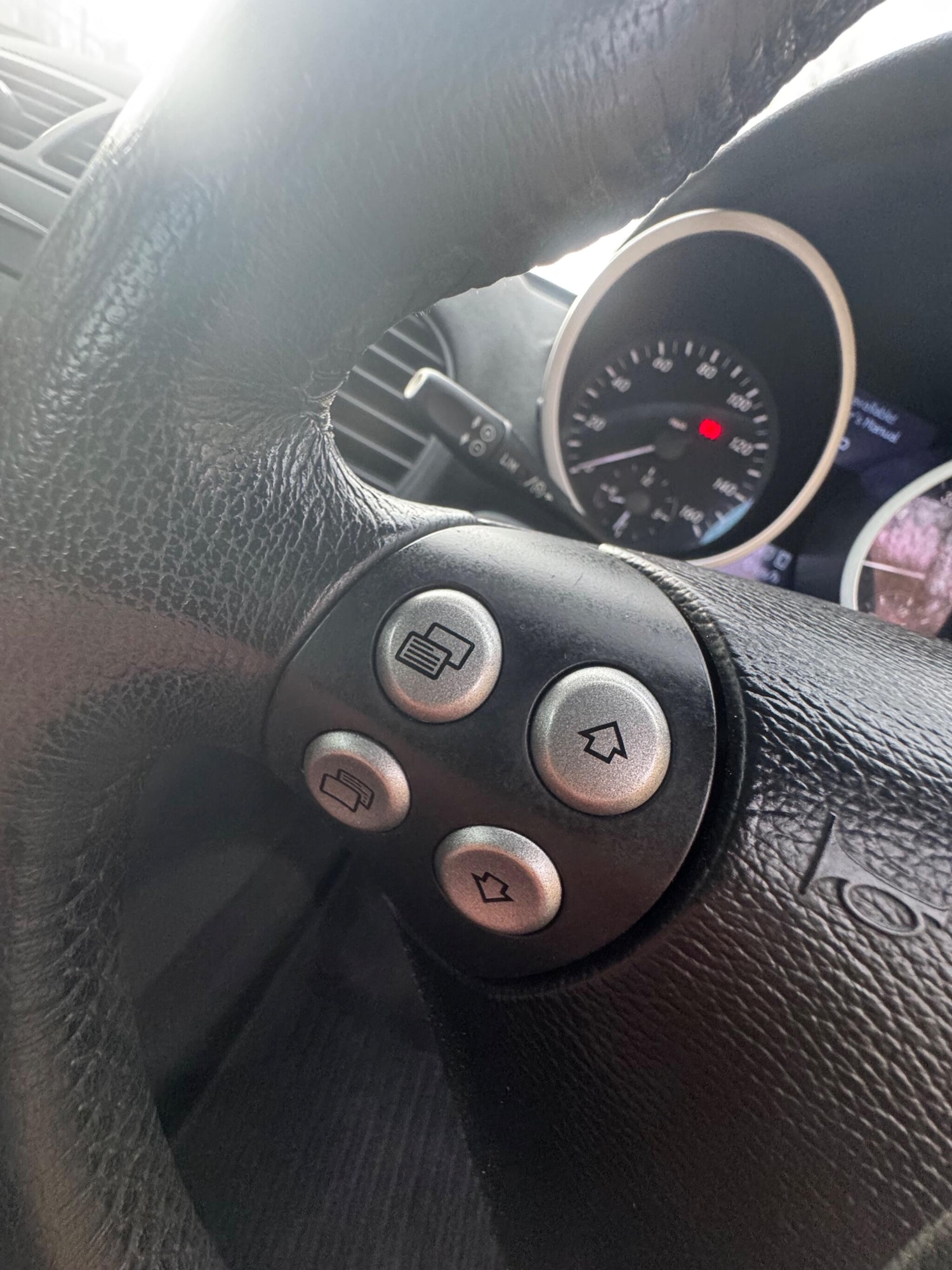 Used Mercedes-Benz SLK 2005 for sale - 76592587: Photo 21