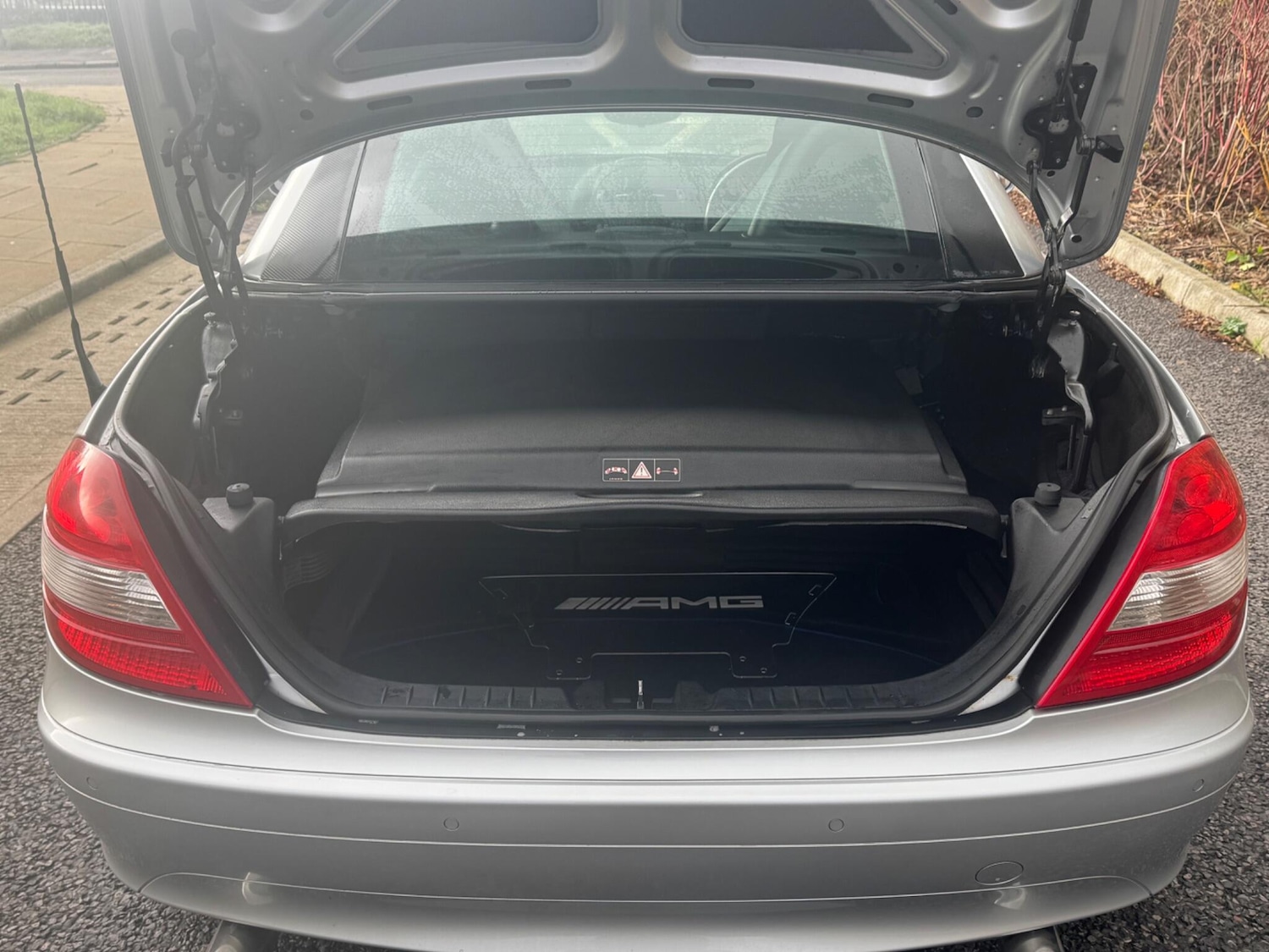 Used Mercedes-Benz SLK 2005 for sale - 76592587: Photo 28