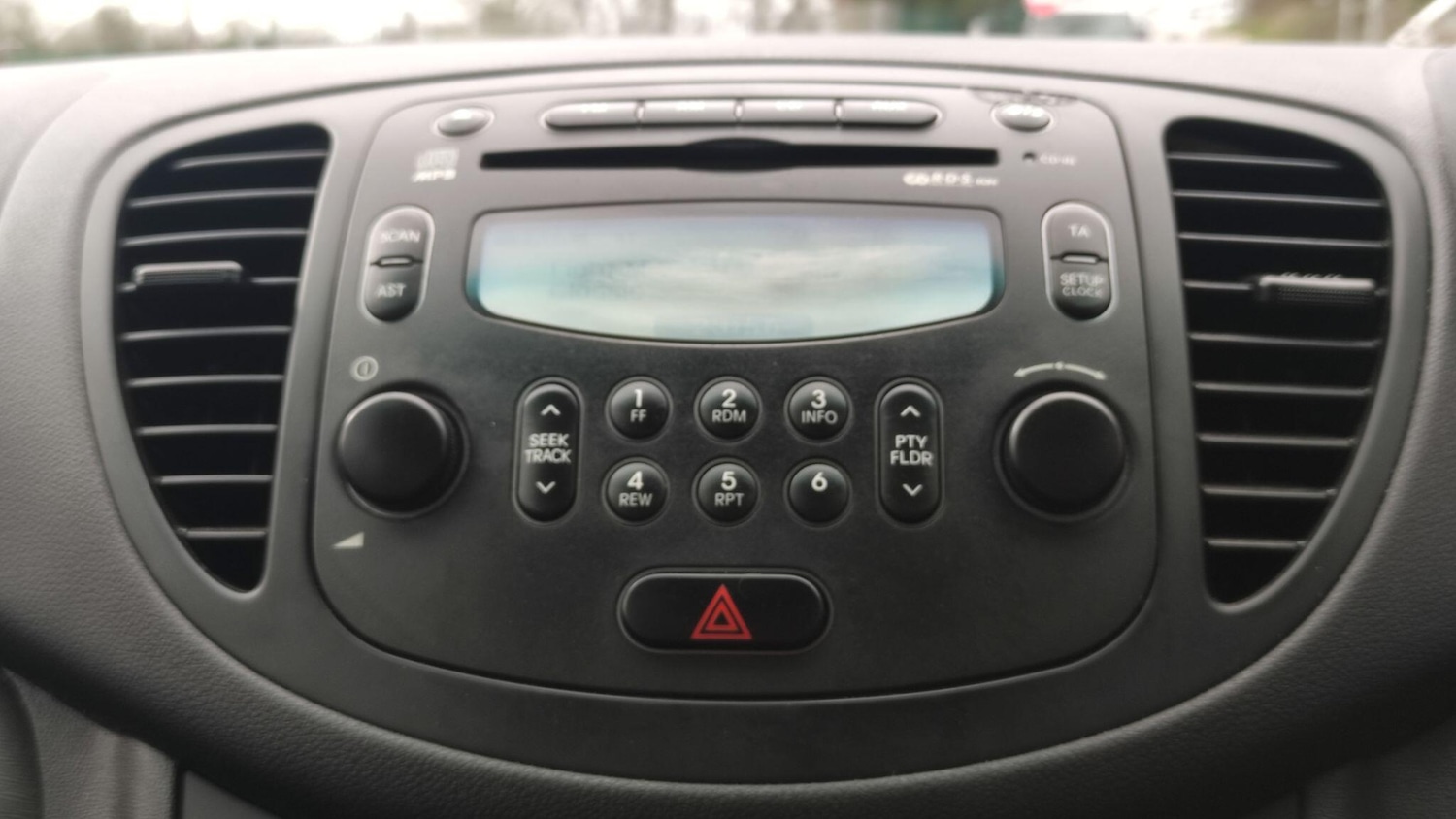 Used Hyundai i10 for sale - 77705567: Photo 13