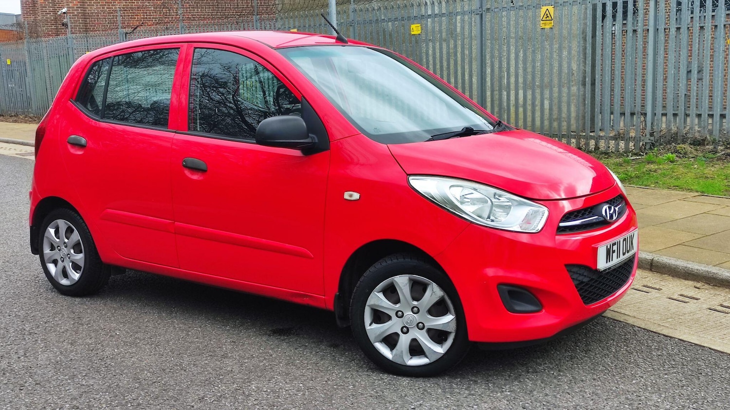 Used Hyundai i10 for sale - 77705567: Photo 3