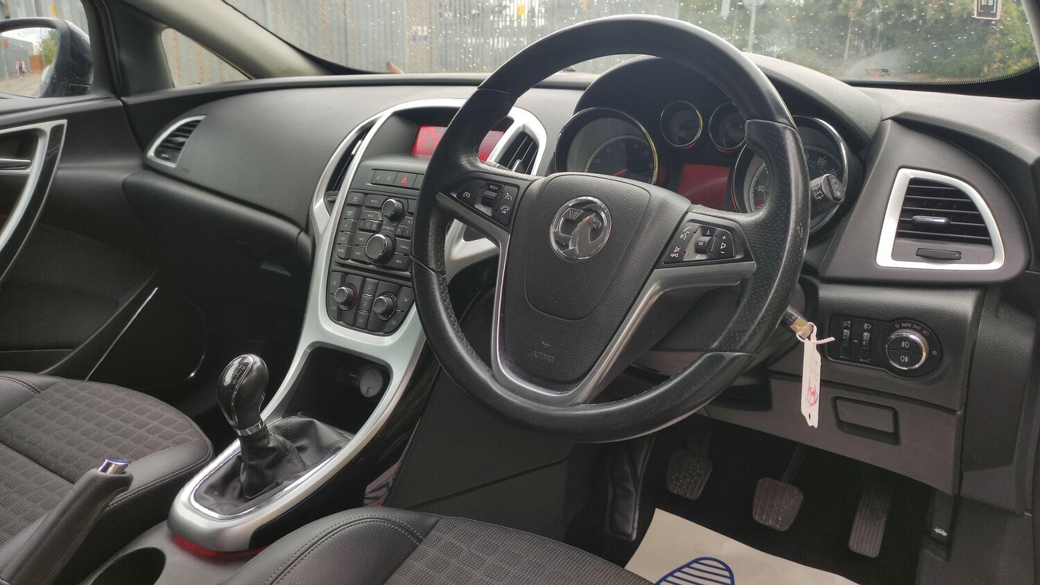 Used Vauxhall Astra GTC 2014 for sale - 76560935: Photo 10