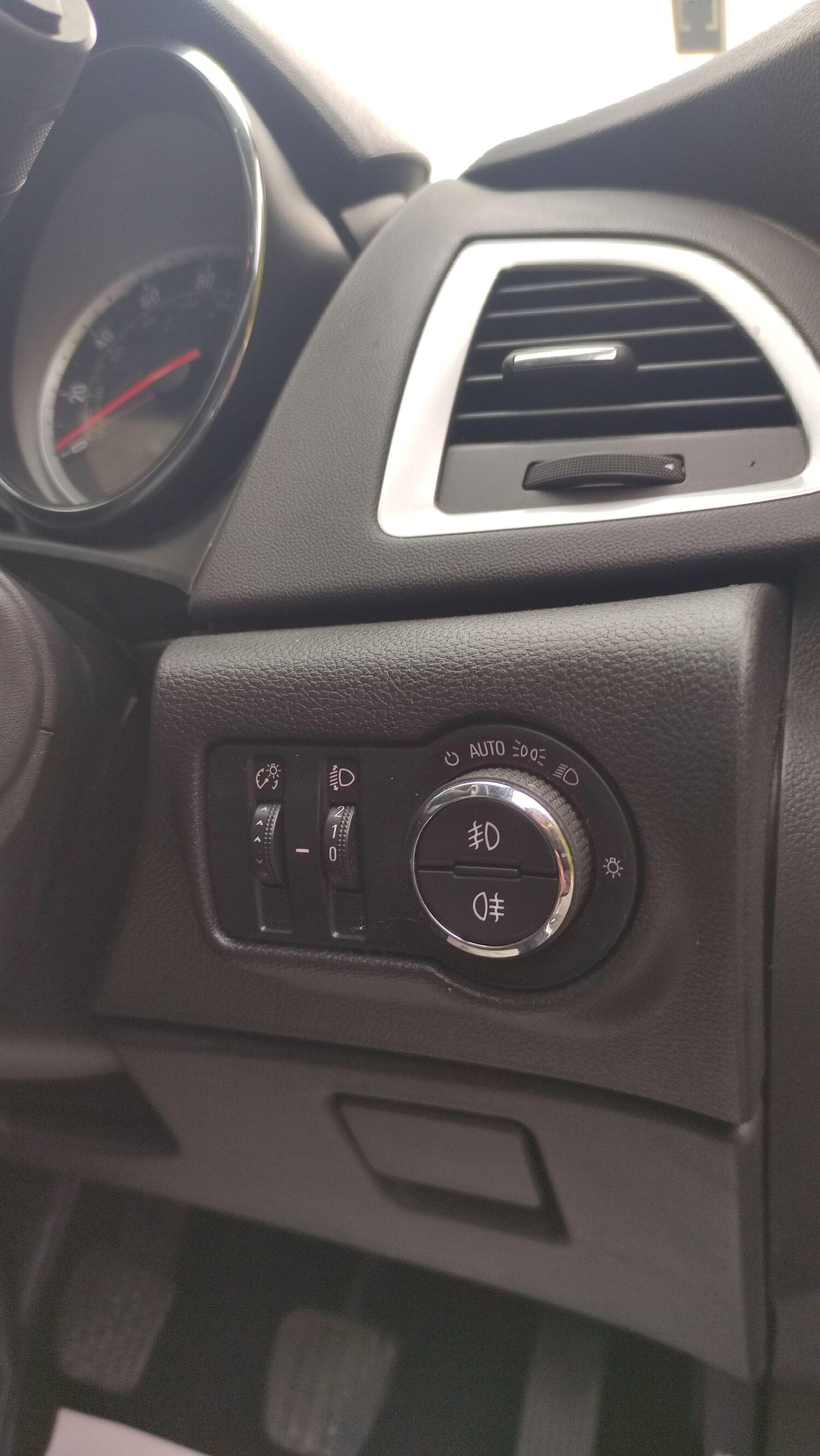 Used Vauxhall Astra GTC 2014 for sale - 76560935: Photo 24