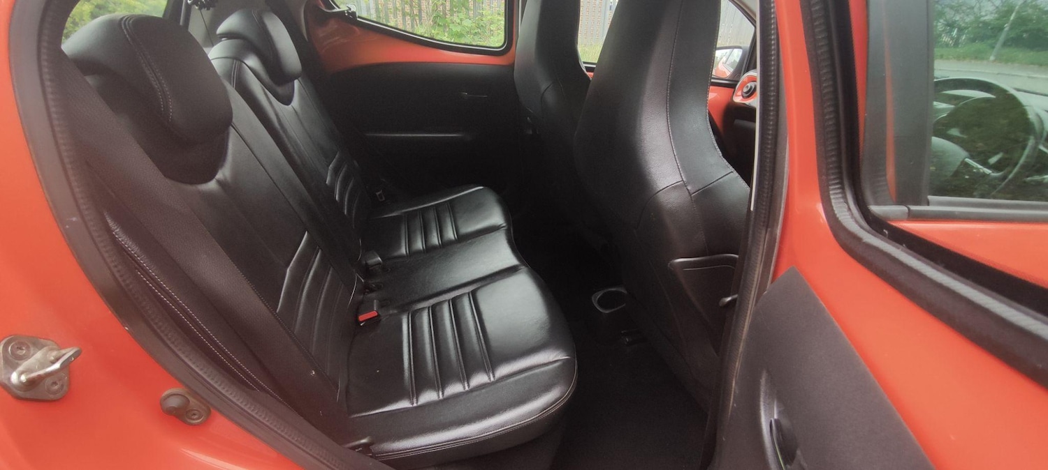 Used Toyota AYGO 2014 for sale - 76560964: Photo 14