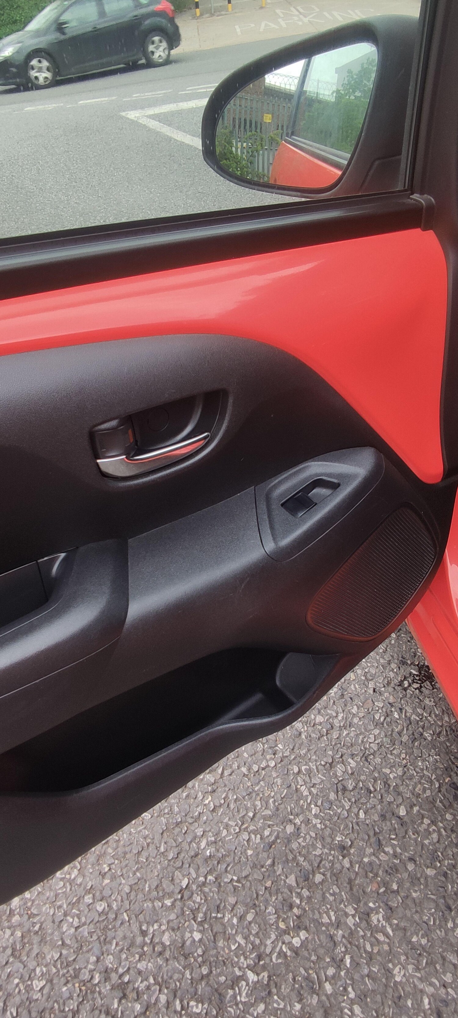 Used Toyota AYGO 2014 for sale - 76560964: Photo 26