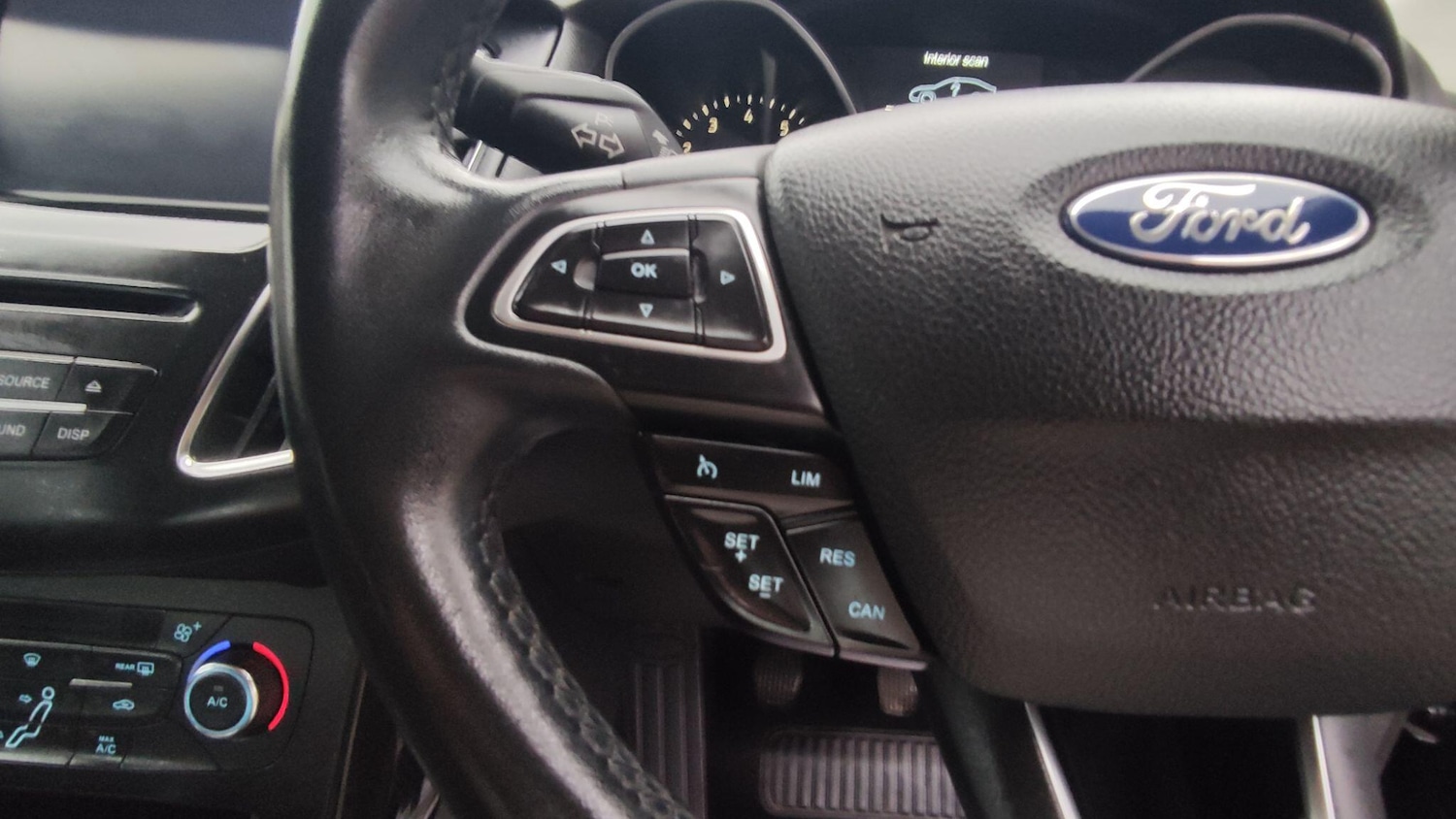 Used Ford Focus 2015 for sale - 77633892: Photo 20