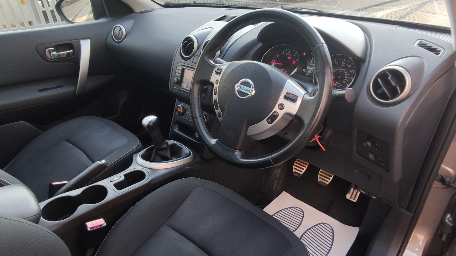 Used Nissan Qashqai 2011 for sale - 77456035: Photo 8