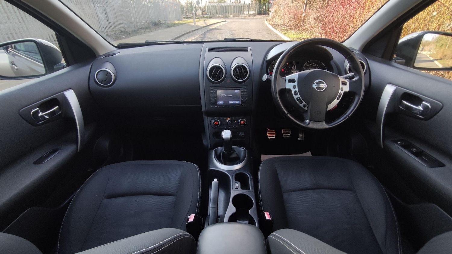 Used Nissan Qashqai 2011 for sale - 77456035: Photo 9