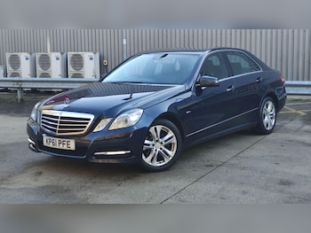 Used Mercedes-Benz E Class 2011 for sale - 76689860: Photo