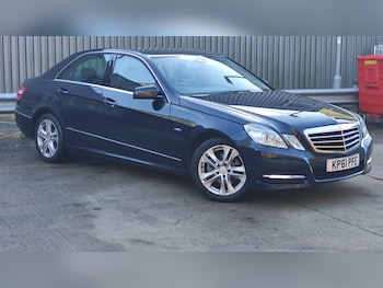 Used Mercedes-Benz E Class 2011 for sale - 76689860: Photo
