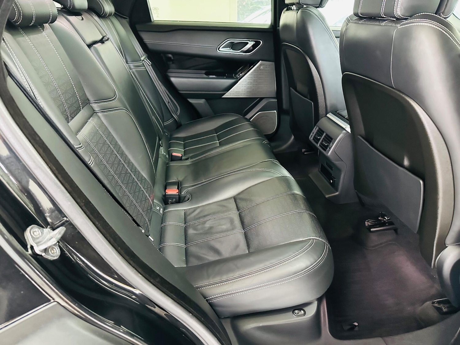 Used Land Rover Range Rover Velar for sale - 77238627: Photo 16