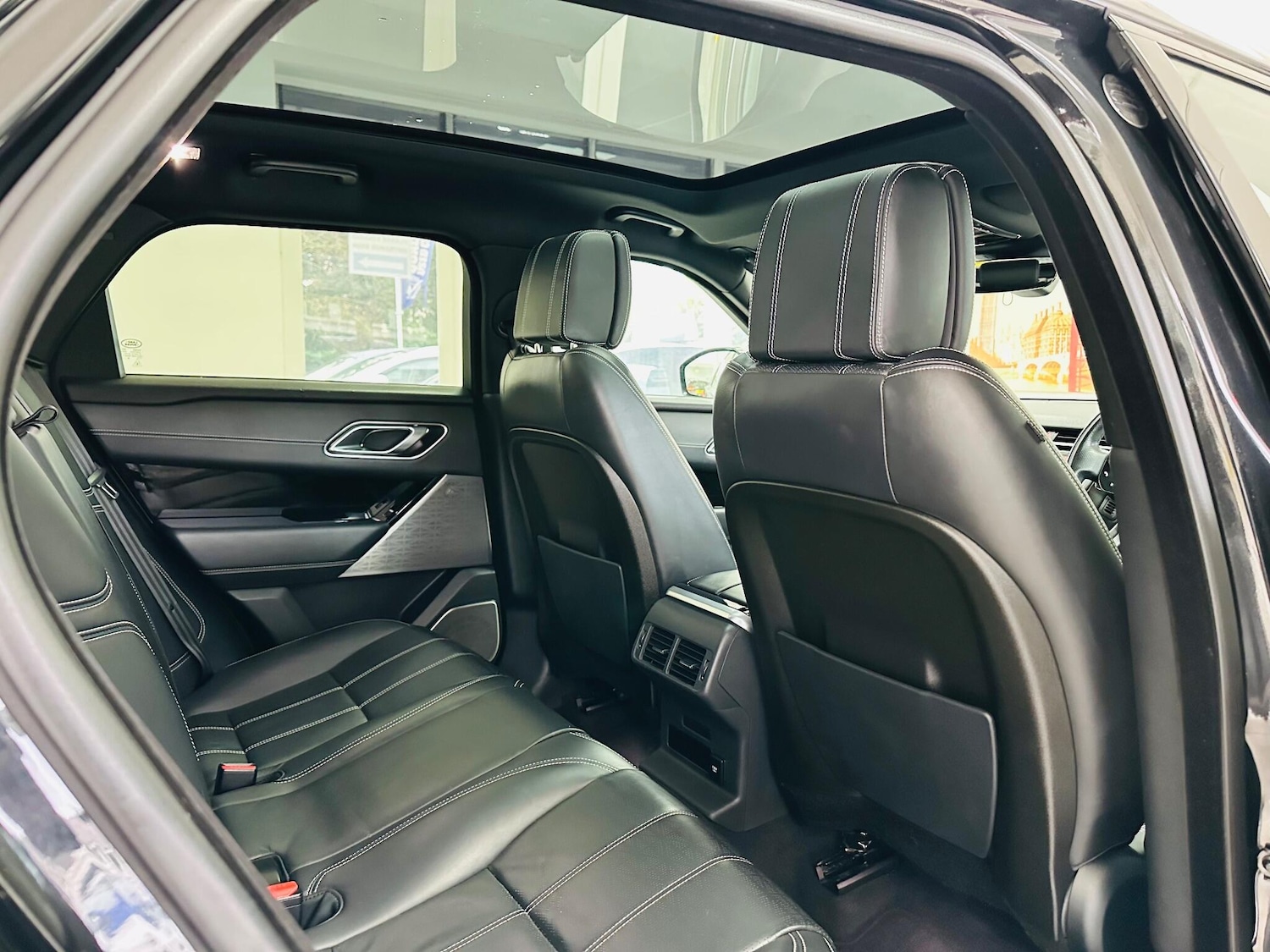 Used Land Rover Range Rover Velar for sale - 77238627: Photo 17