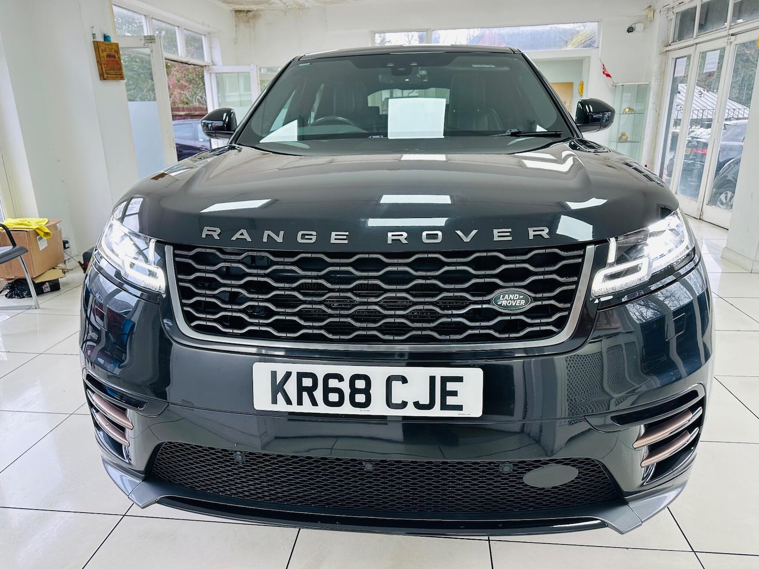 Used Land Rover Range Rover Velar for sale - 77238627: Photo 2