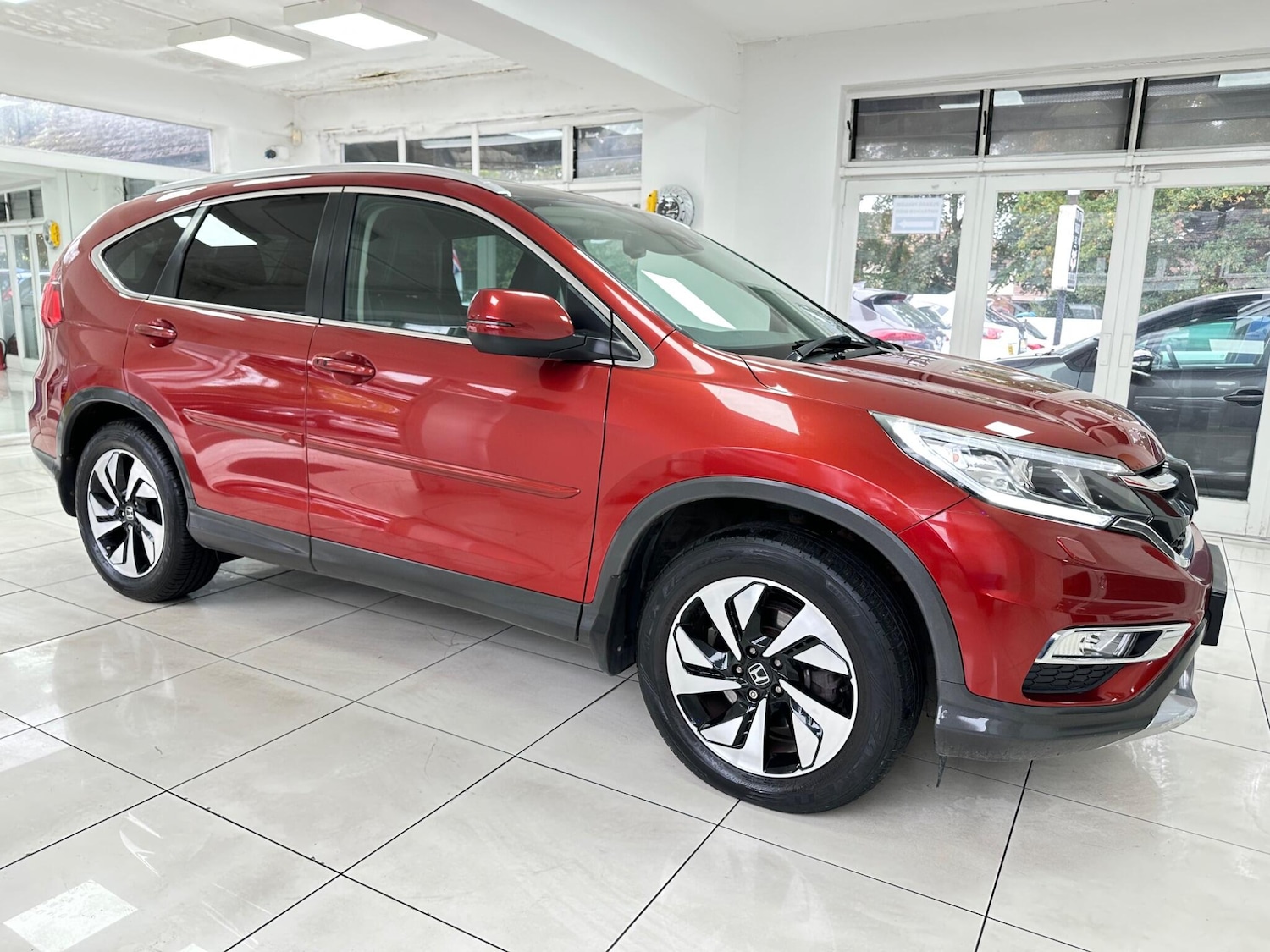 Used Honda CR-V 2016 for sale - 76990410: Photo 16