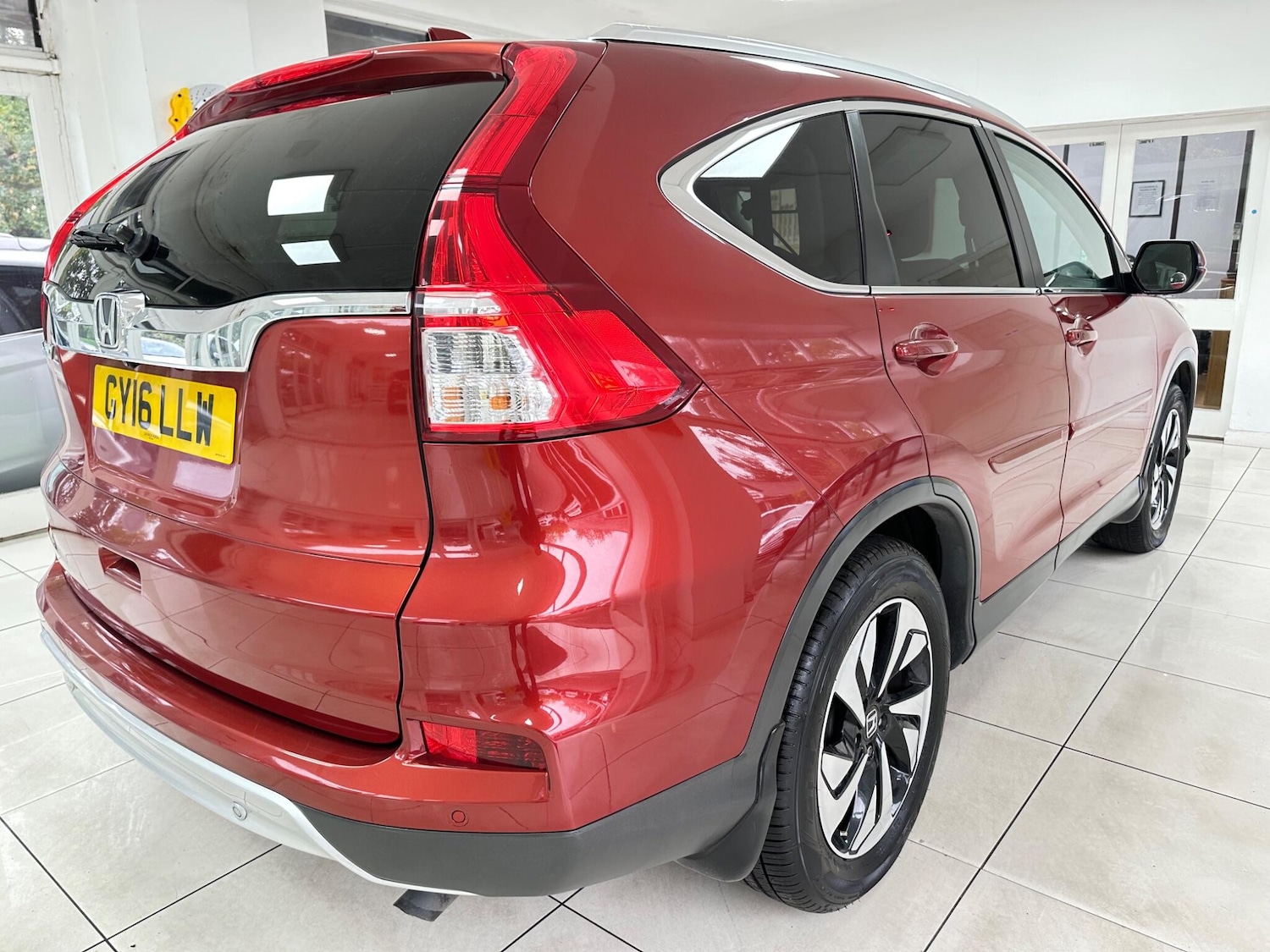 Used Honda CR-V 2016 for sale - 76990410: Photo 26