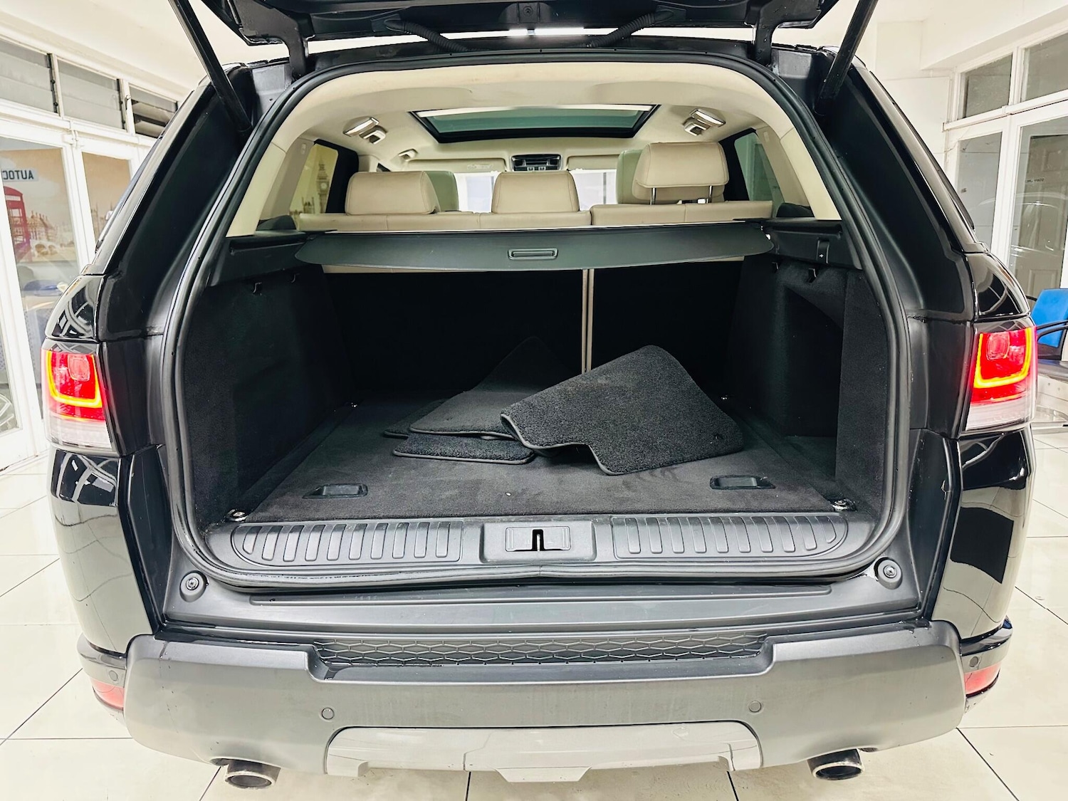 Used Land Rover Range Rover Sport 2016 for sale - 77343919: Photo 36