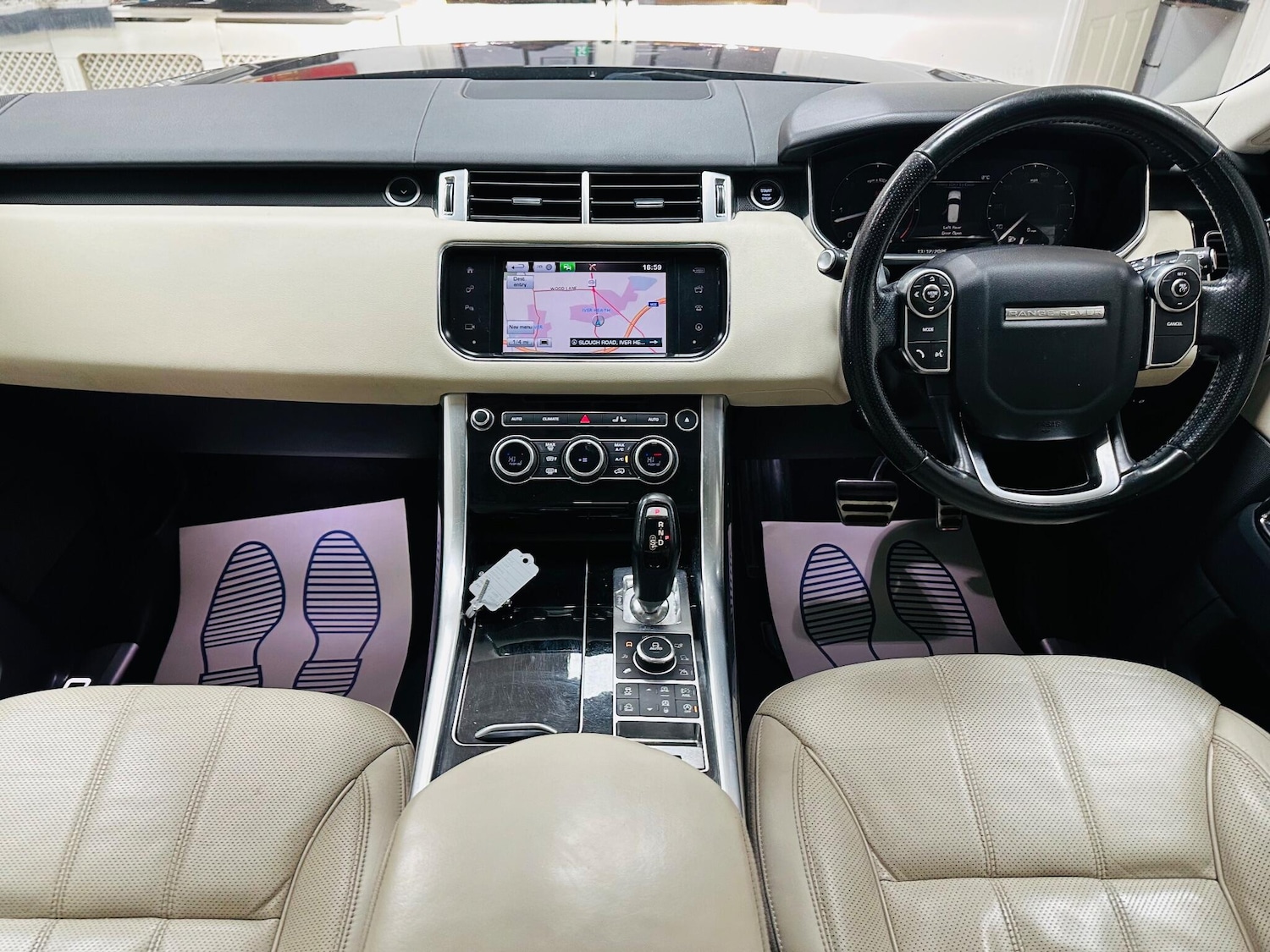 Used Land Rover Range Rover Sport 2016 for sale - 77343919: Photo 41