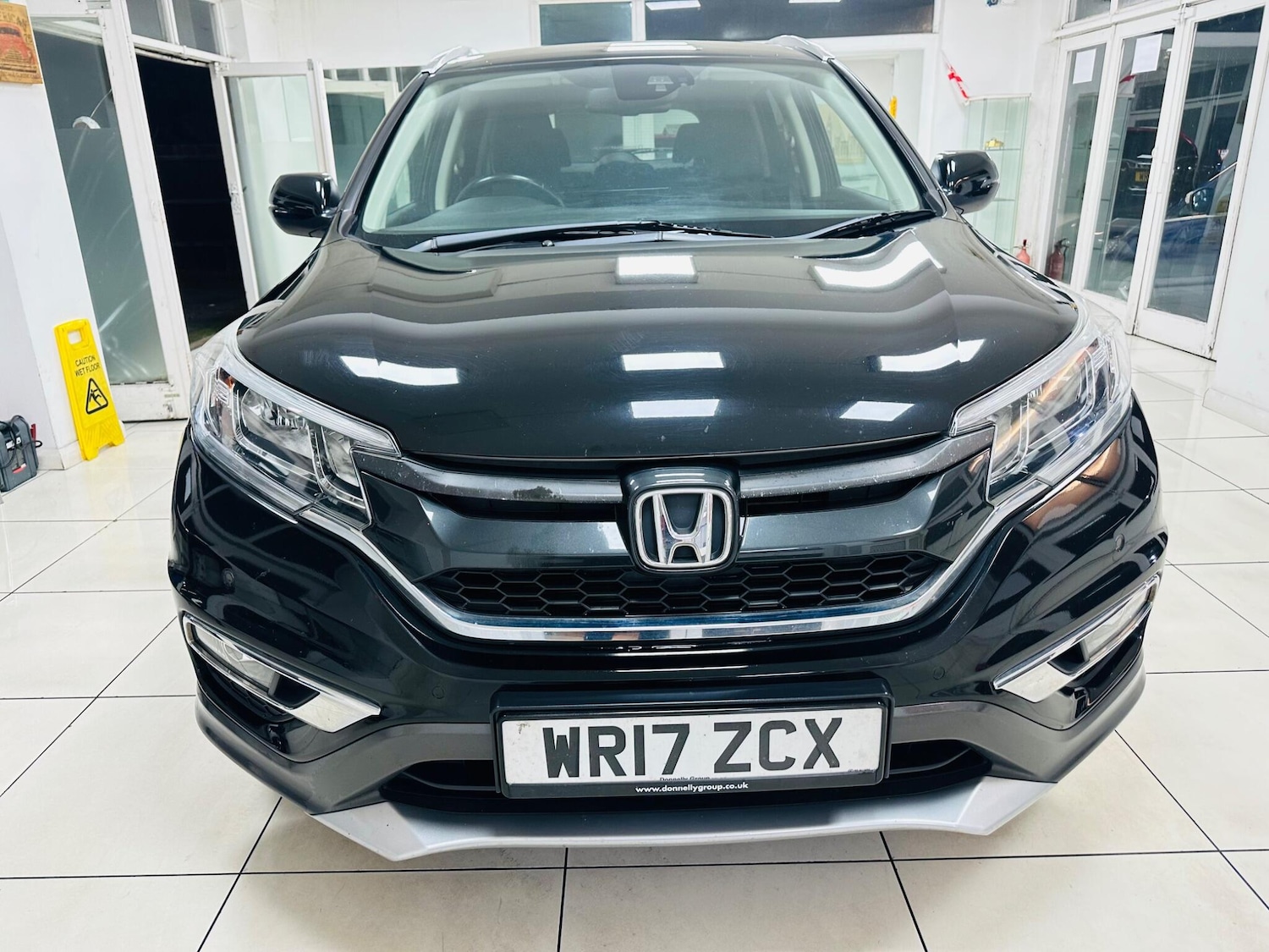 Used Honda CR-V 2017 for sale - 76485094: Photo 2