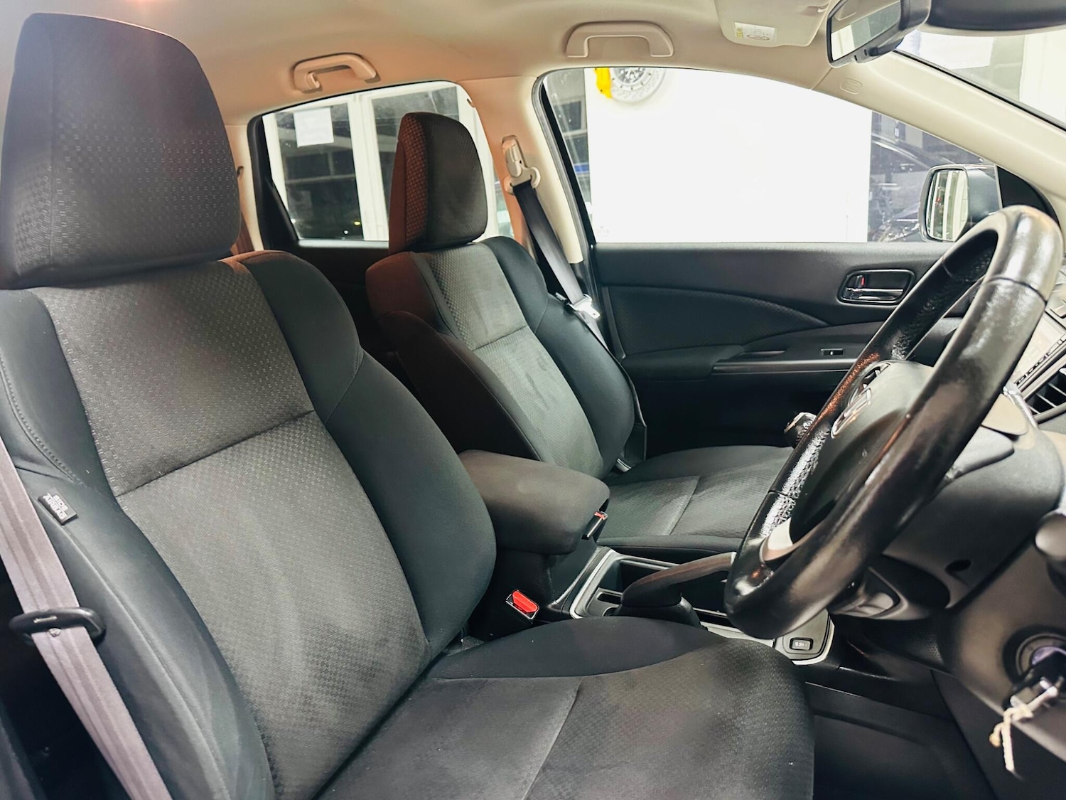 Used Honda CR-V 2017 for sale - 76485094: Photo 33