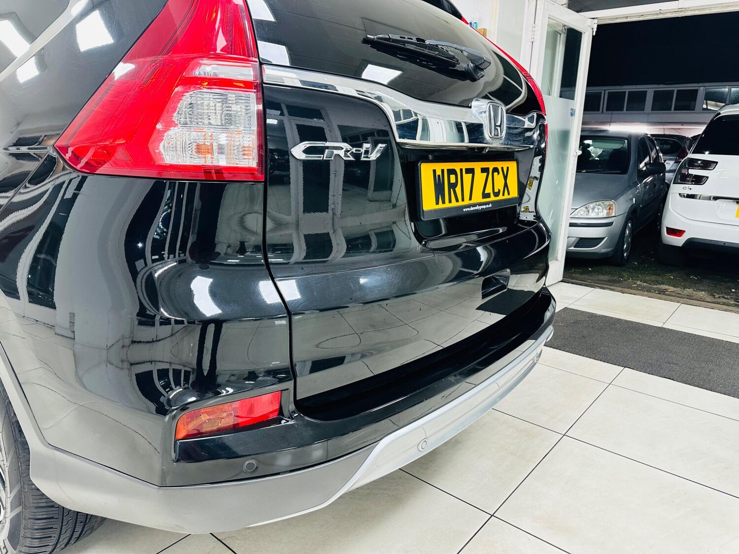 Used Honda CR-V 2017 for sale - 76485094: Photo 34