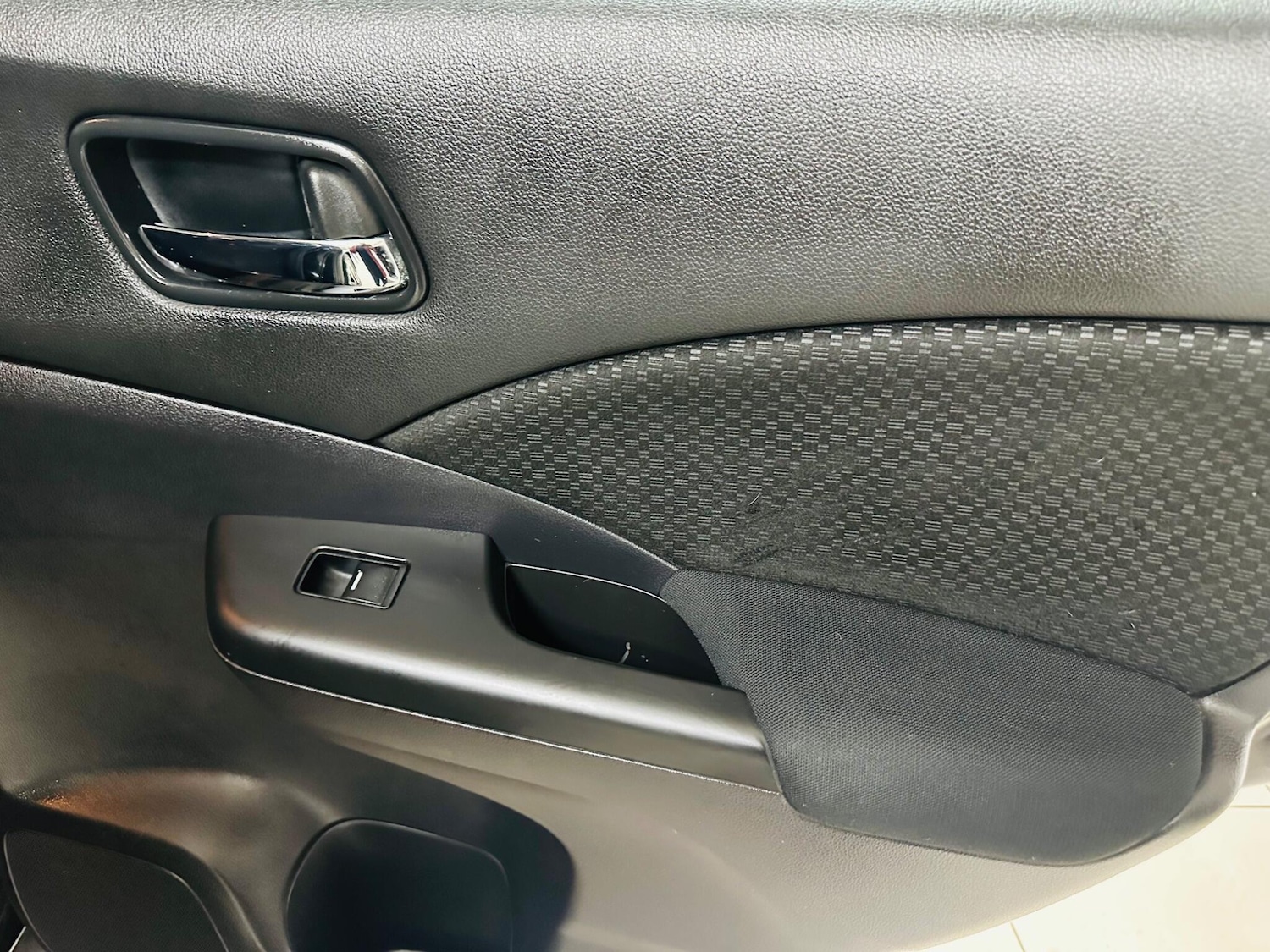 Used Honda CR-V 2017 for sale - 76485094: Photo 37