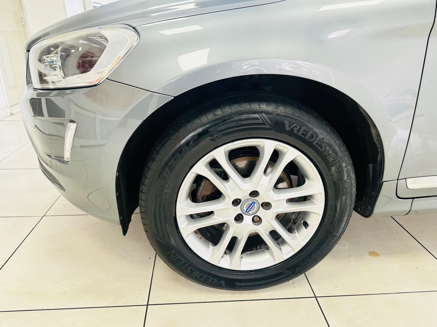 Used Volvo XC60 2015 for sale - 76349894: Photo 12