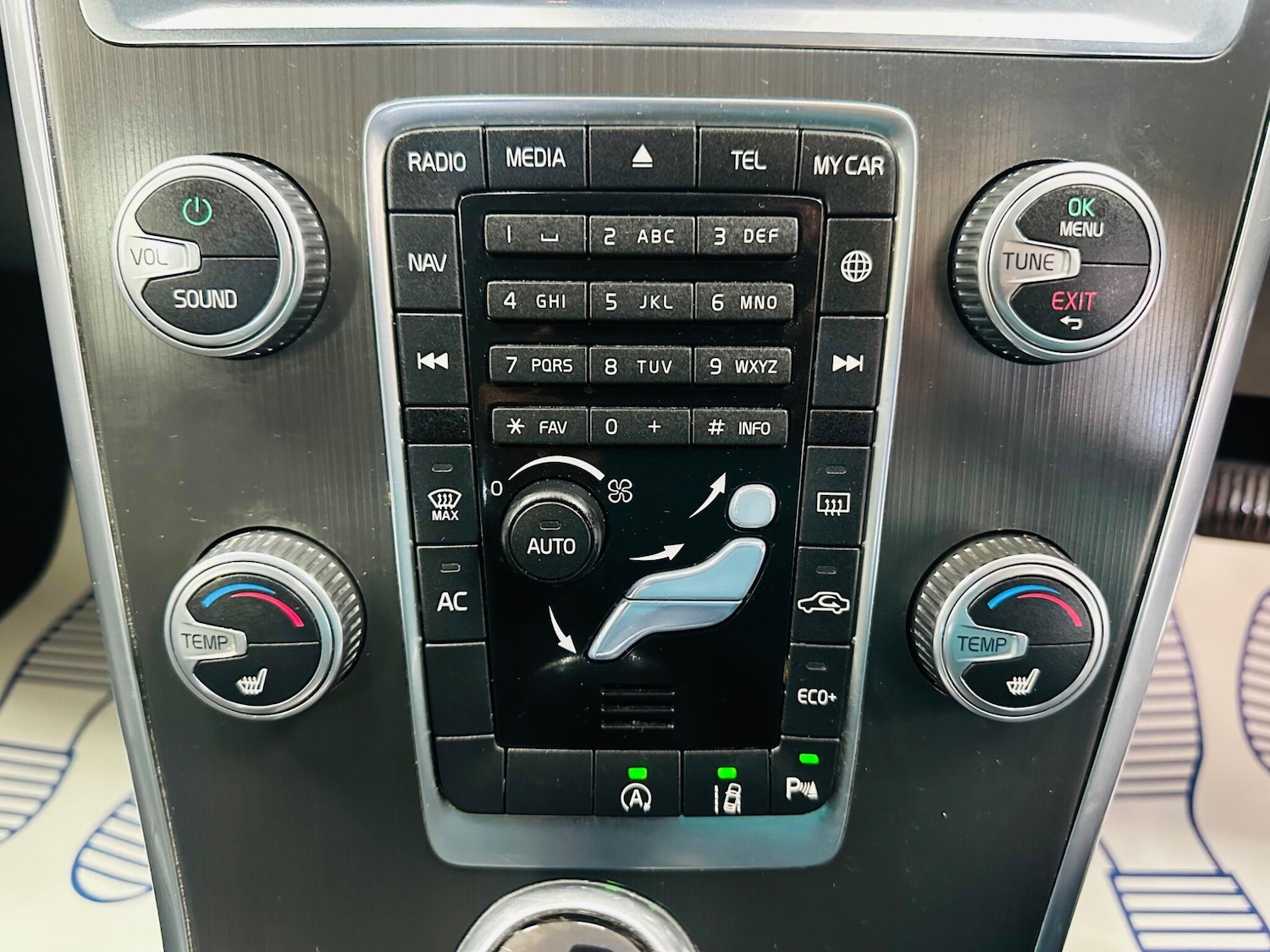 Used Volvo XC60 2015 for sale - 76349894: Photo 16