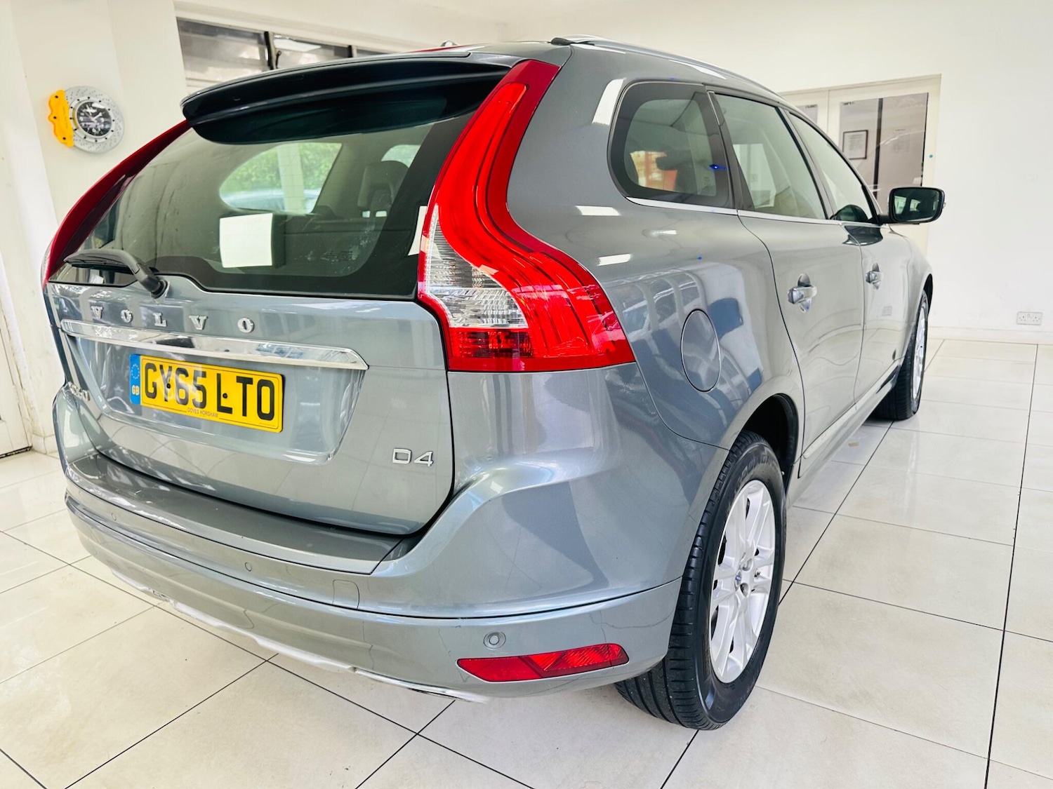 Used Volvo XC60 2015 for sale - 76349894: Photo 27