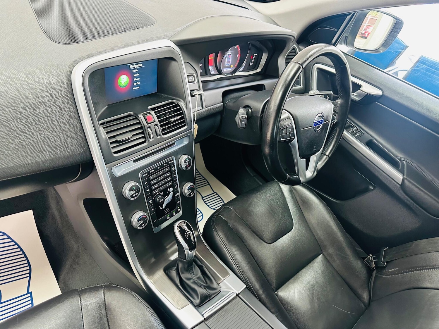 Used Volvo XC60 2015 for sale - 76349894: Photo 31