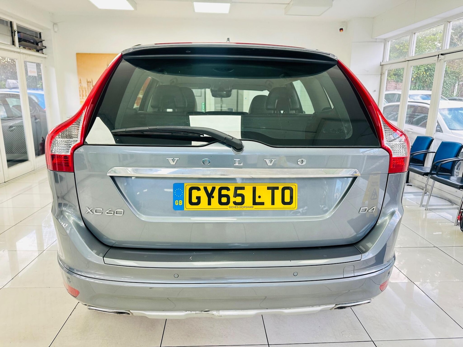 Used Volvo XC60 2015 for sale - 76349894: Photo 7