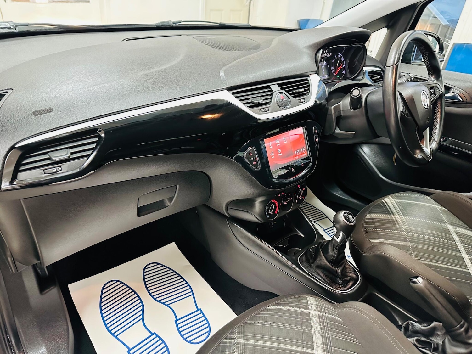 Used Vauxhall Corsa 2015 for sale - 76511937: Photo 20