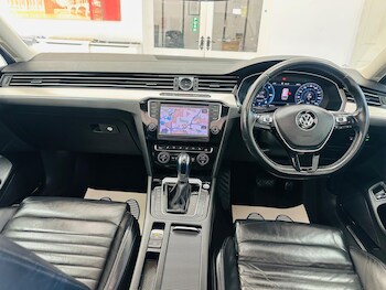 Used Volkswagen Passat 2016 for sale - 79188851: Photo