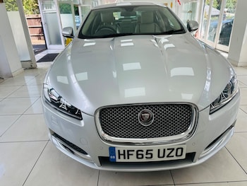 Used Jaguar XF 2015 for sale - 75302252: Photo