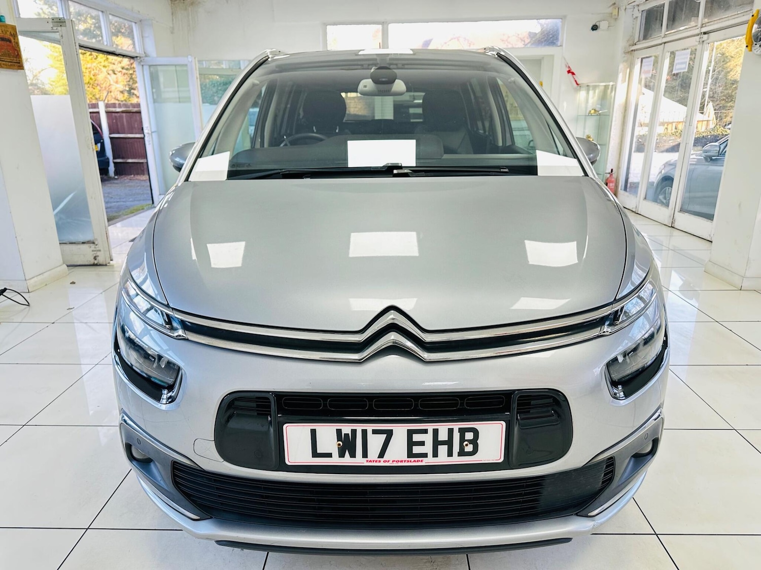 Used Citroen Grand C4 Picasso 2017 for sale - 77893027: Photo 2