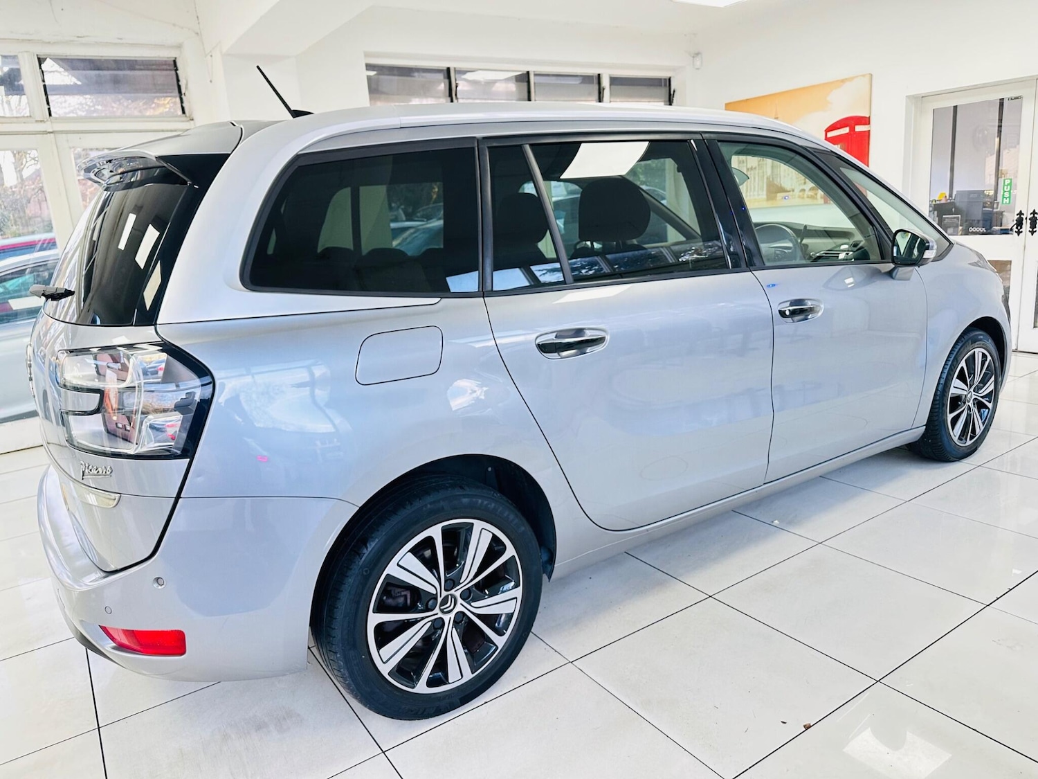 Used Citroen Grand C4 Picasso 2017 for sale - 77893027: Photo 27