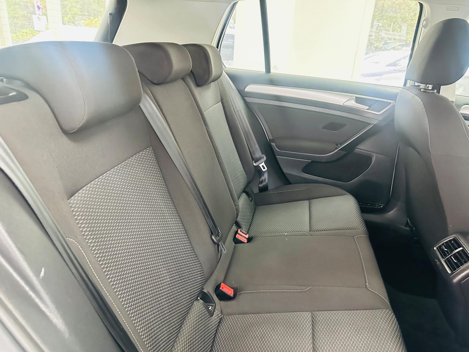 Used Volkswagen Golf 2017 for sale - 76314677: Photo 33