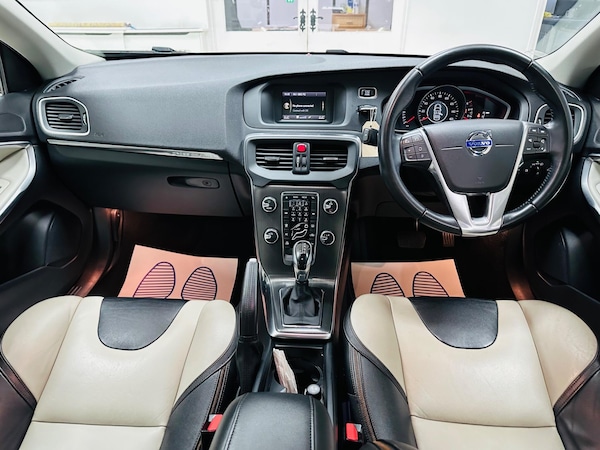 Used Volvo V40 Cross Country 2015 for sale - 76259831: Photo 18