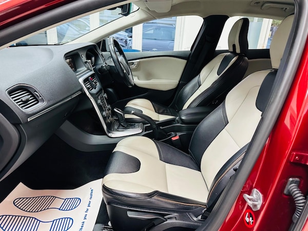 Used Volvo V40 Cross Country 2015 for sale - 76259831: Photo 24
