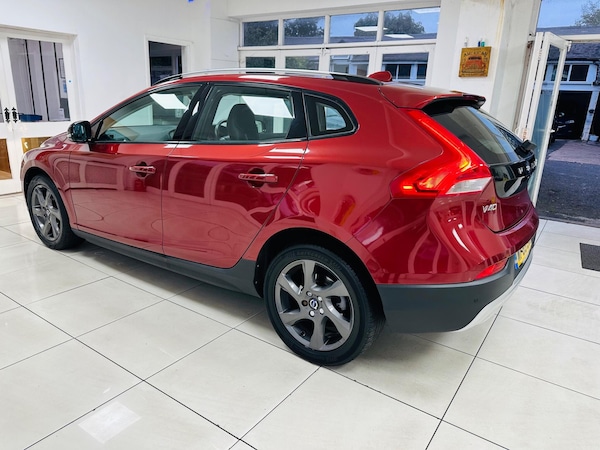 Used Volvo V40 Cross Country 2015 for sale - 76259831: Photo 36