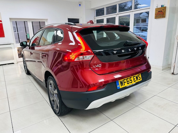 Used Volvo V40 Cross Country 2015 for sale - 76259831: Photo 37