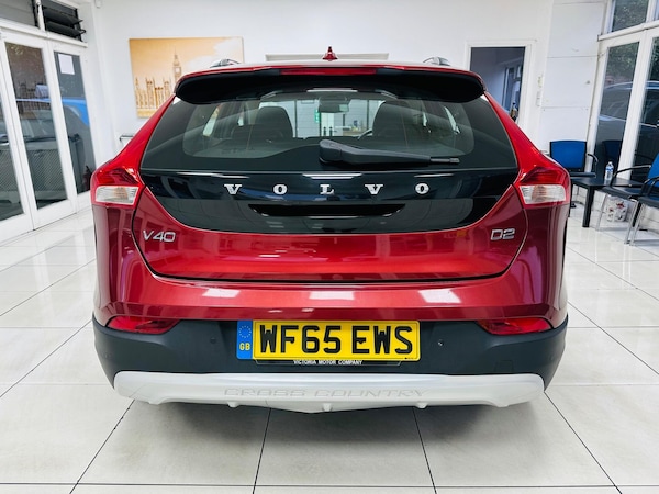 Used Volvo V40 Cross Country 2015 for sale - 76259831: Photo 5
