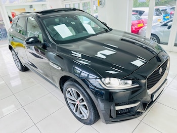 Used Jaguar F-Pace 2016 for sale - 75990704: Photo