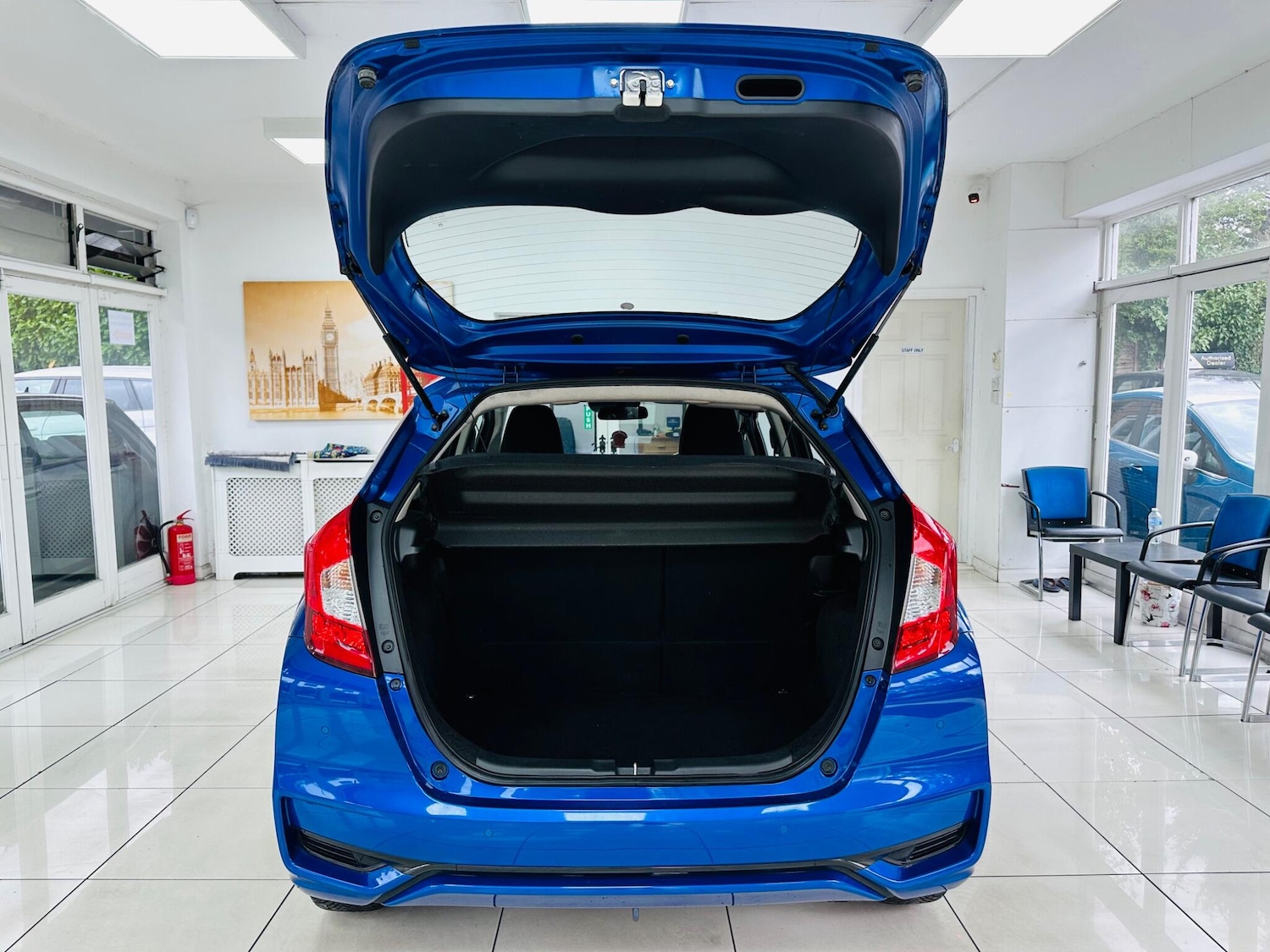 Used Honda Jazz 2018 for sale - 76989241: Photo 8